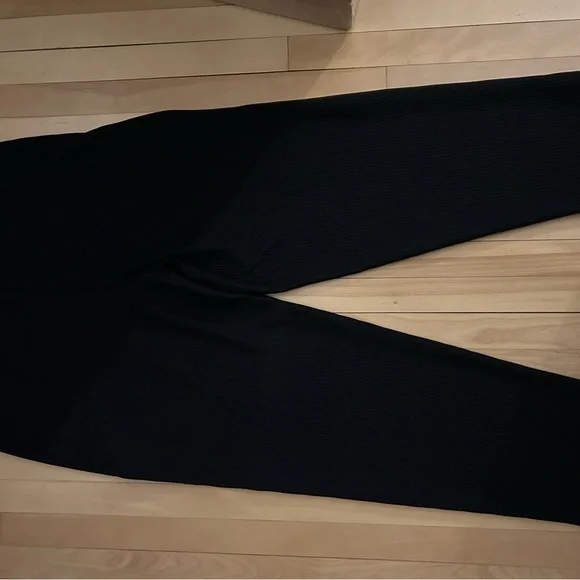 River Island London Black Plisse Smart Trousers NWOT - Picture 3 of 5